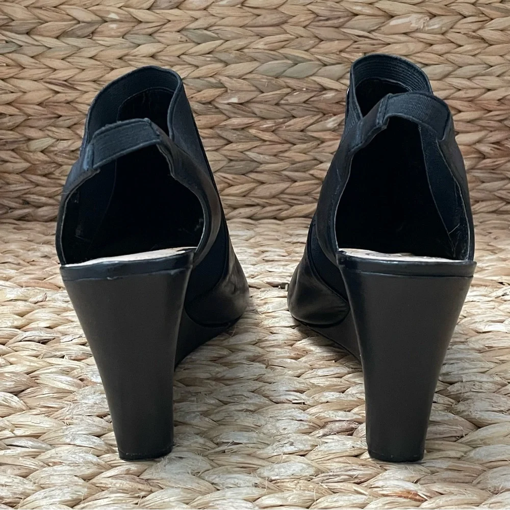 Vince Camuto Open Toe‎ Wedge Booties Black Leather